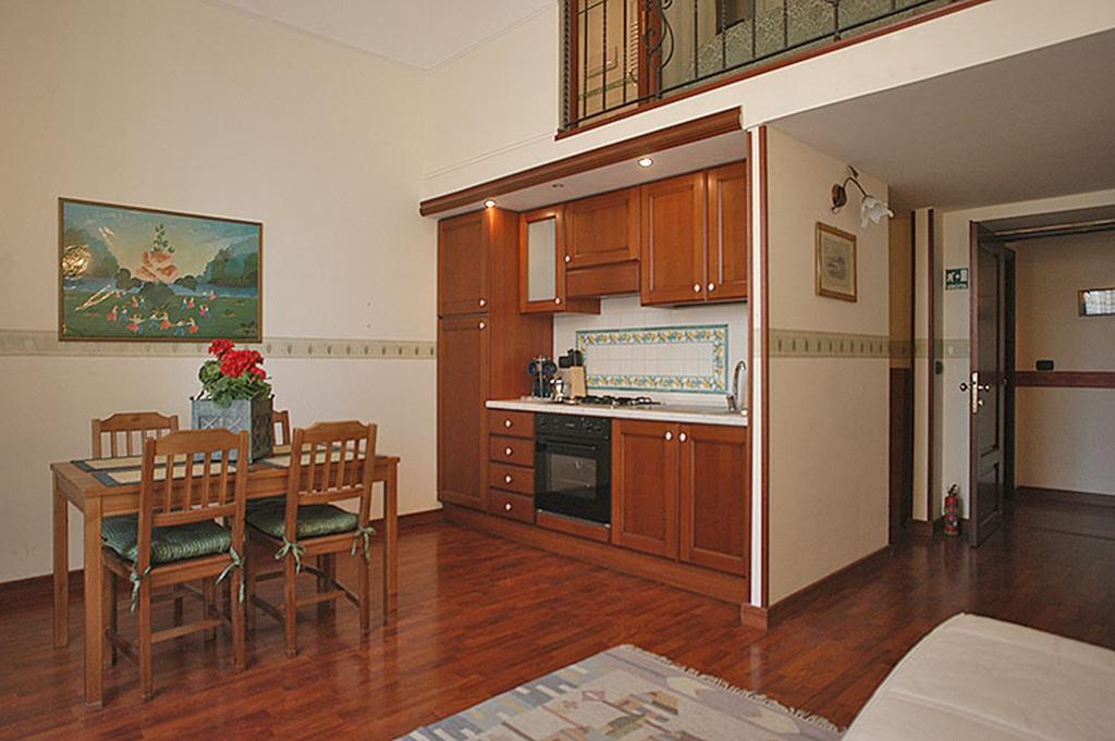 Appartamenti Mergellina เนเปิลส์ ภายนอก รูปภาพ